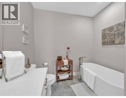 46 DESTINY DRIVE - 23