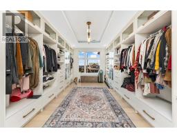 8535 RIVERSIDE DRIVE East - 33