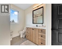 8535 RIVERSIDE DRIVE East - 36