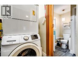 402 Oak STREET East - 17