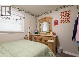 7 GLADSTONE AVENUE - 25