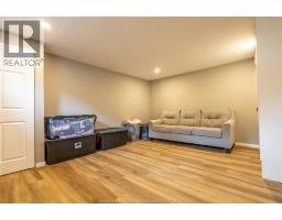 7 GLADSTONE AVENUE - 30
