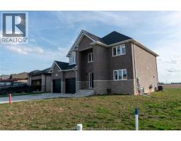 74 DUNDEE DRIVE - 3