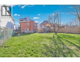 539 CAMPBELL AVENUE - 44