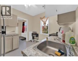 538 Louis AVENUE - 9