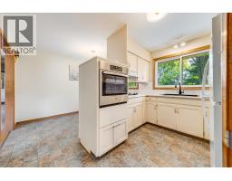 127 COVERDALE STREET - 9