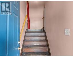 1560-1562 DOUGALL AVENUE - 3