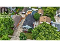285 BELLEPERCHE PLACE - 36