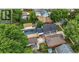 285 BELLEPERCHE PLACE - 40