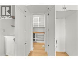 4438 BELMONT - 12