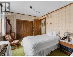106 KAEL CRESCENT - 29