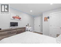 1067 MAPLE - 25