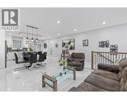 1067 MAPLE - 7