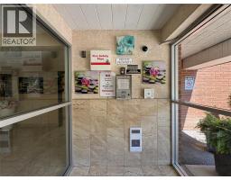 6647 THORNBERRY CRESCENT - 6
