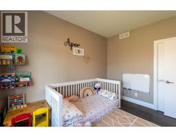 2 SUMMERVILLE AVENUE - 19