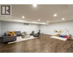 2 SUMMERVILLE AVENUE - 26
