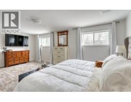 888 BAYVIEW - 15