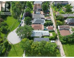 953 HENRY FORD - 21