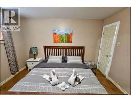 890 SOUTHWOOD DRIVE - 21