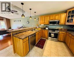 890 SOUTHWOOD DRIVE - 8