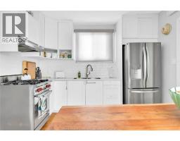 712 GLADSTONE - 13