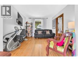 712 GLADSTONE - 15