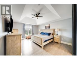 1096 CHARLOTTE CRESCENT - 22