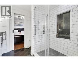 153 ADELAIDE STREET - 31