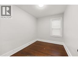 1389 LANGLOIS AVENUE - 11