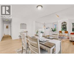 944 IMPERIAL CRESCENT - 12