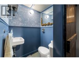 274 CRAWFORD AVENUE - 38