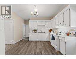 663 BROCK STREET - 15