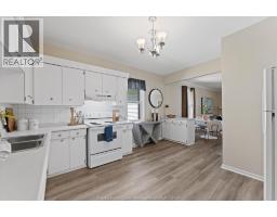 663 BROCK STREET - 16