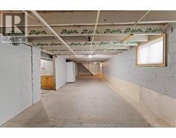663 BROCK STREET - 27