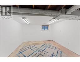 663 BROCK STREET - 28