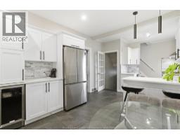 1220 GLADSTONE - 11