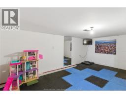 1220 GLADSTONE - 29