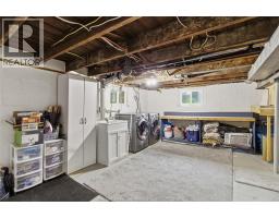 1220 GLADSTONE - 31