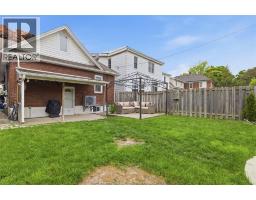 1220 GLADSTONE - 34