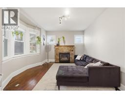 1220 GLADSTONE - 8