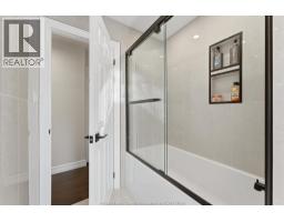187 WOODLAWN CRESCENT - 16