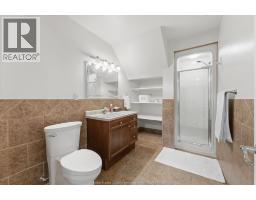 187 WOODLAWN CRESCENT - 26