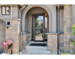 1342 CYPRESS AVENUE - 4
