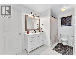3994 ACORN CRESCENT - 21