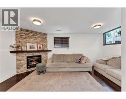 3994 ACORN CRESCENT - 24