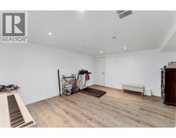 3994 ACORN CRESCENT - 26