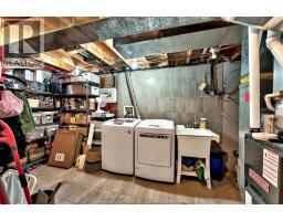 3994 ACORN CRESCENT - 27