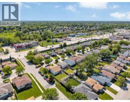 3994 ACORN CRESCENT - 40