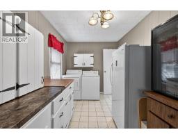 3733 VAUGHAN STREET - 11