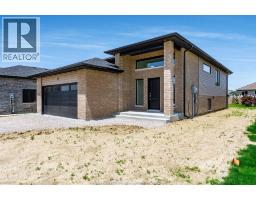 26 Hawthorne CRESCENT - 31